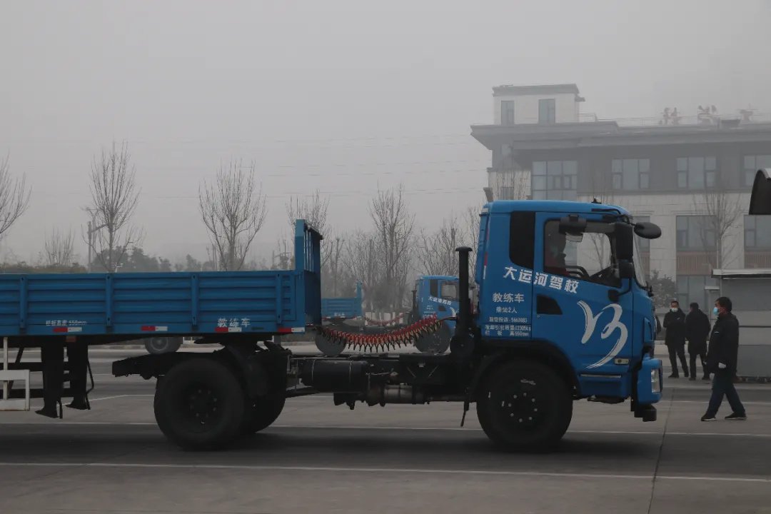 【溫馨提示】大霧天氣行車注意事項要牢記！(圖4)